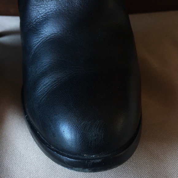 ALDO Black Ankle Booties - Picture 3 of 8